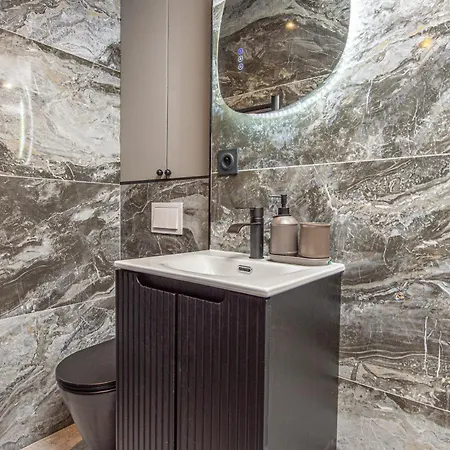 5mn Monaco - Coquet Avec Coin Nuit - Dq Daire