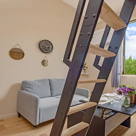 Daire 5mn Monaco - Coquet Avec Coin Nuit - Dq *